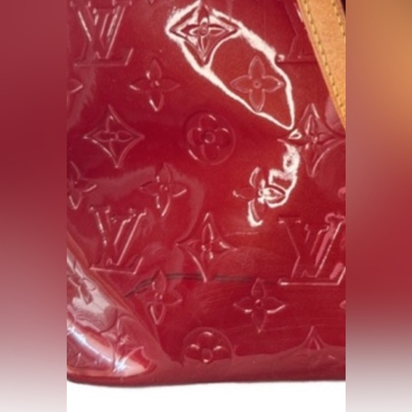Louis Vuitton Vernis Bellevue GM RED AUTHENTIC - Picture 10 of 16